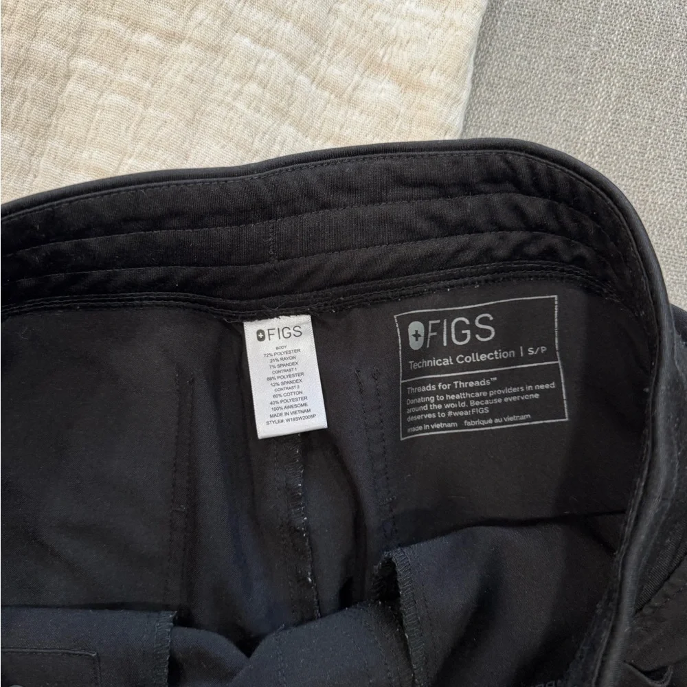 Figs‎ jogger bottoms black scrub scrubs